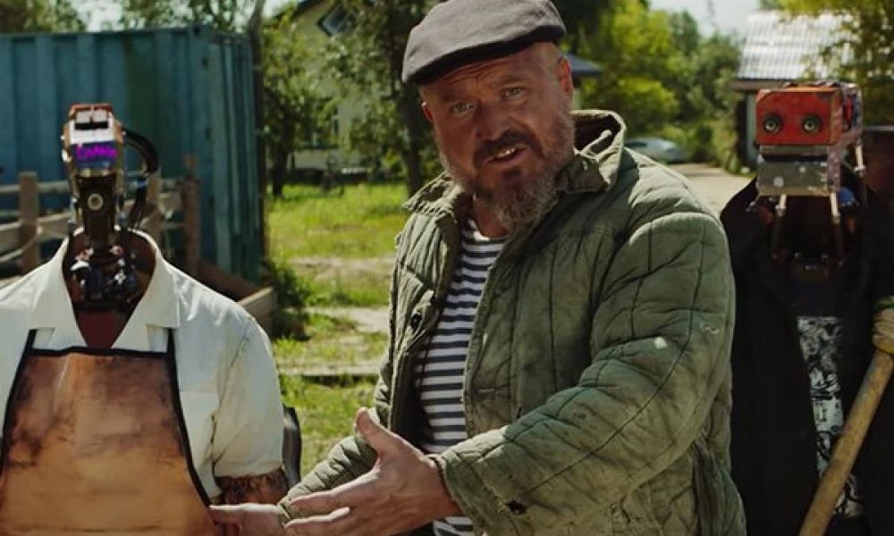 CyberPunk Farm στη Ρωσία: Όταν όλες τις δουλείες τις κάνουν ρομπότ!